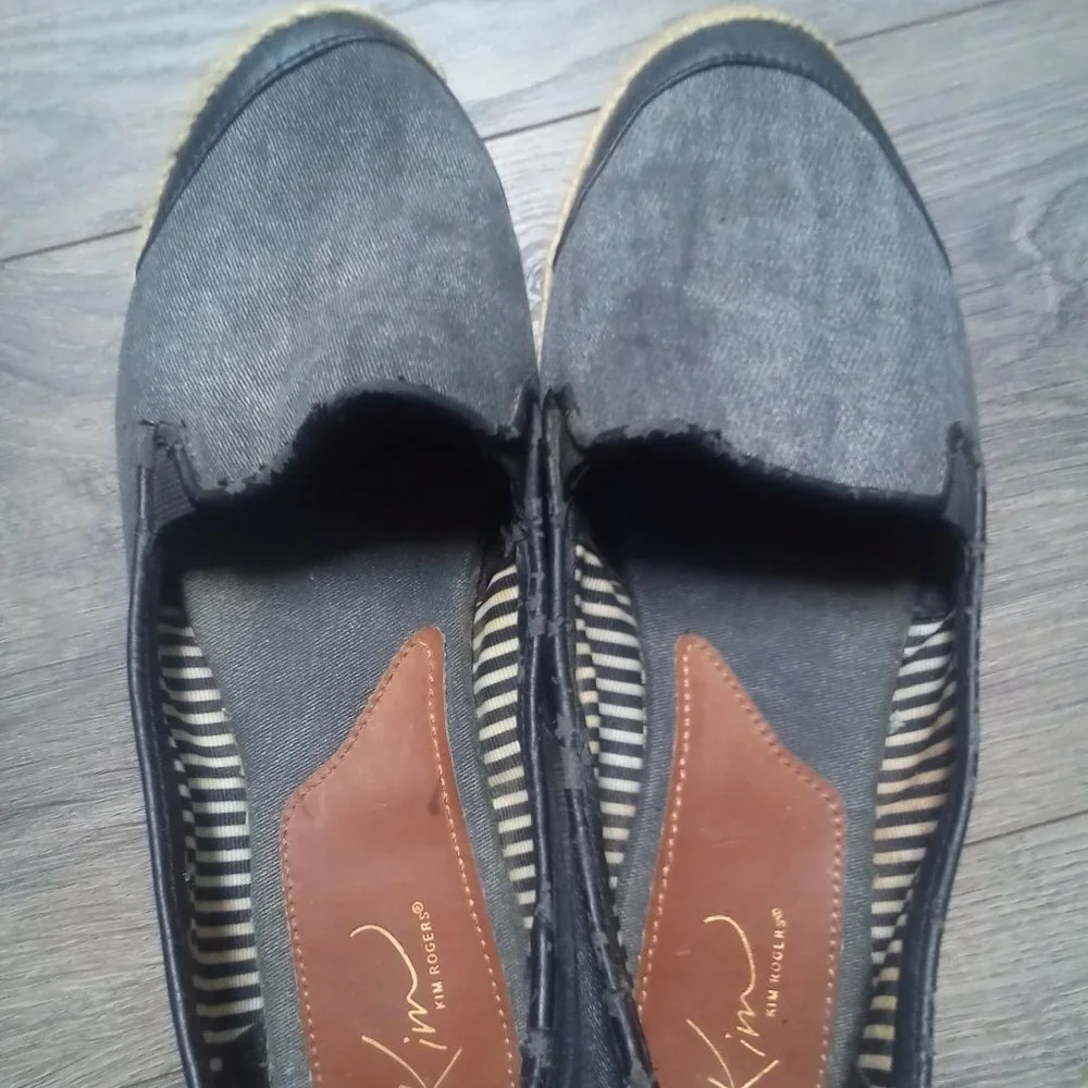 👵GREAT UC KIM ROGERS SLIP ONS